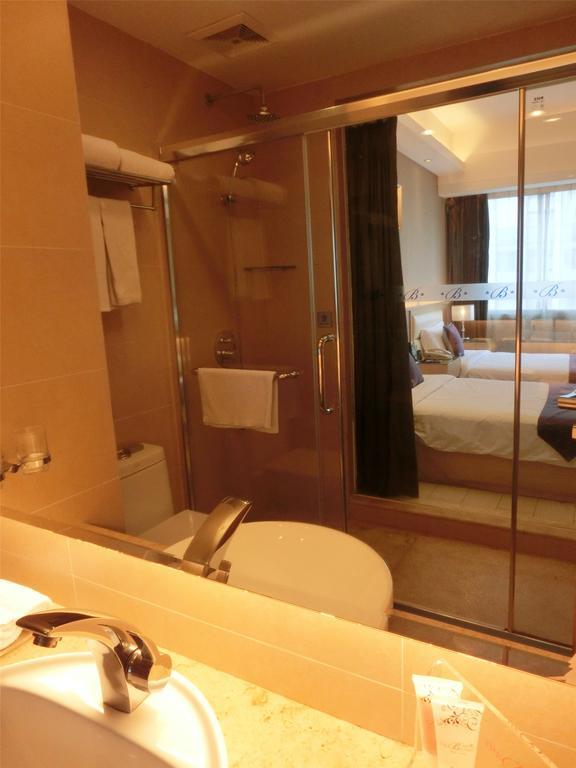 Guangzhou Bauhinia Hotel Номер фото