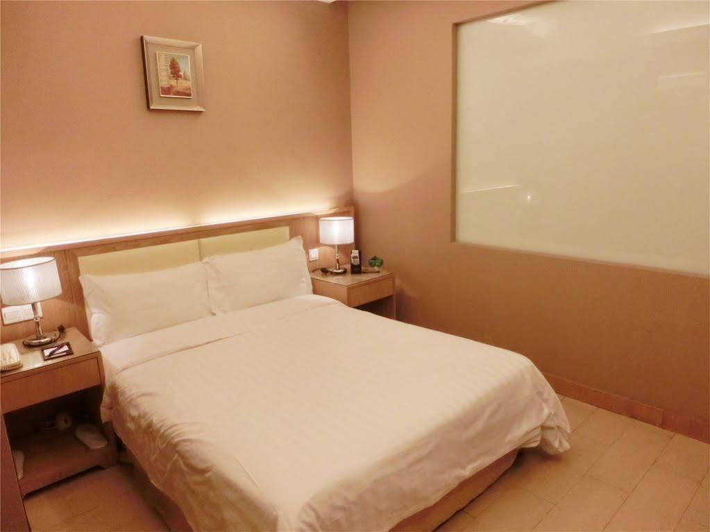 Guangzhou Bauhinia Hotel Экстерьер фото